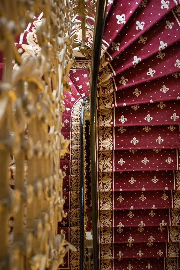 فندق Alisa كارلوفي فاري المظهر الخارجي الصورة
